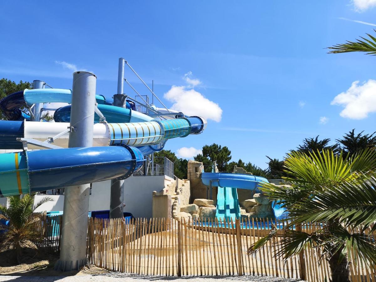 Camping Le Clos Des Pins 호텔 생 힐레르 드 리에 외부 사진