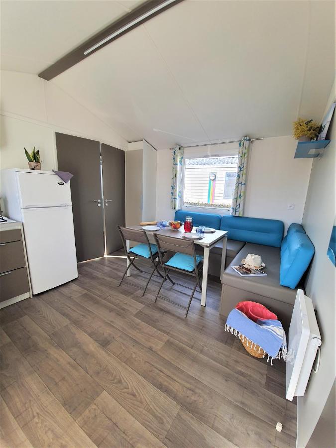Camping Le Clos Des Pins 호텔 생 힐레르 드 리에 외부 사진