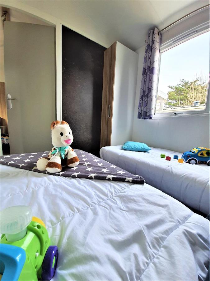 Camping Le Clos Des Pins 호텔 생 힐레르 드 리에 외부 사진